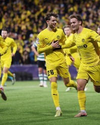 半岛体育登录-3-0！挪超黑马欧冠震撼5连胜 首次打进8强在望 5.4万人口小镇沸腾